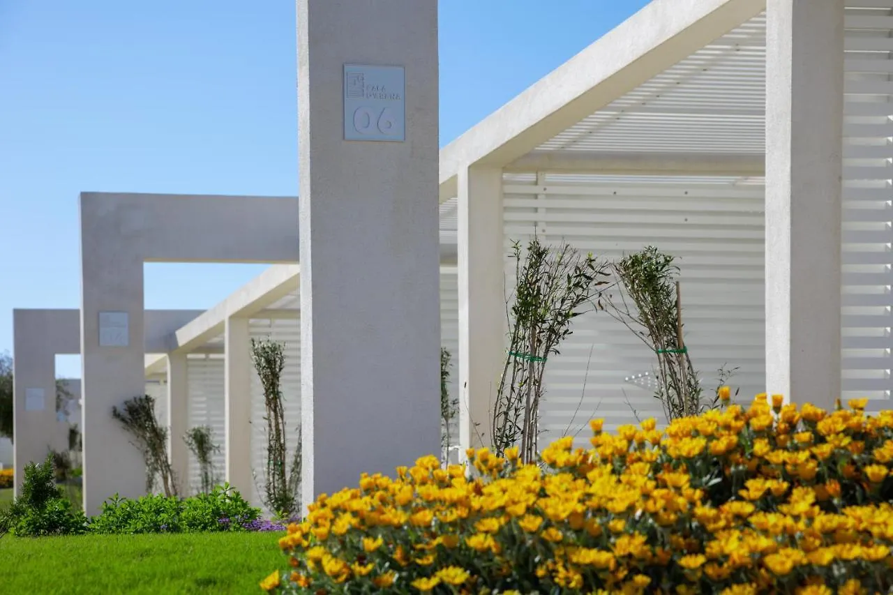Stunning Capo Falcone Charming Apartments Num1362 スティンティーノ 0*,  イタリア